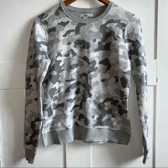 Bass Gray Camo Crewneck - Picture 1 of 5